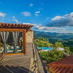 Tatil parkı Casa Favo De Mel - Jacuzzi & Piscina - Refugio Na Montanha *
