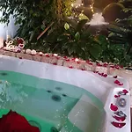 Casa Favo De Mel - Jacuzzi & Piscina - Refugio Na Montanha פארק נופש ארקוס דה ואלדבז