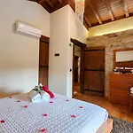 Casa Favo De Mel - Jacuzzi & Piscina - Refugio Na Montanha Tatil parkı Arcos de Valdevez