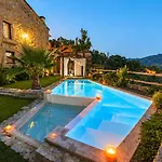 Casa Favo De Mel - Jacuzzi & Piscina - Refugio Na Montanha Tatil parkı Arcos de Valdevez