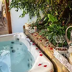 Tatil parkı Casa Favo De Mel - Jacuzzi & Piscina - Refugio Na Montanha *