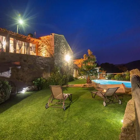 Parco vacanze Casa Favo De Mel - Lareira&jacuzzi Privado - Piscina *