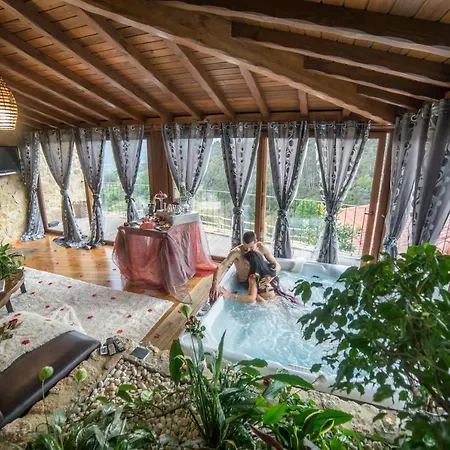 Casa Favo De Mel - Jacuzzi Privado & Lareira - Piscina *