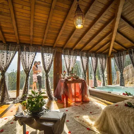 Ferienpark Casa Favo De Mel - Jacuzzi Privado & Lareira - Piscina *