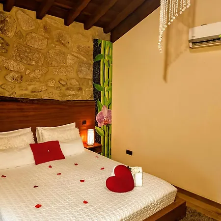 Casa Favo De Mel - Jacuzzi Privado & Lareira - Piscina