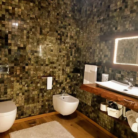 Casa Favo De Mel - Jacuzzi & Piscina - Refugio Na Montanha