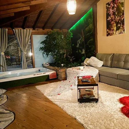 Ferienpark Casa Favo De Mel - Jacuzzi Privado & Lareira - Piscina Arcos de Valdevez