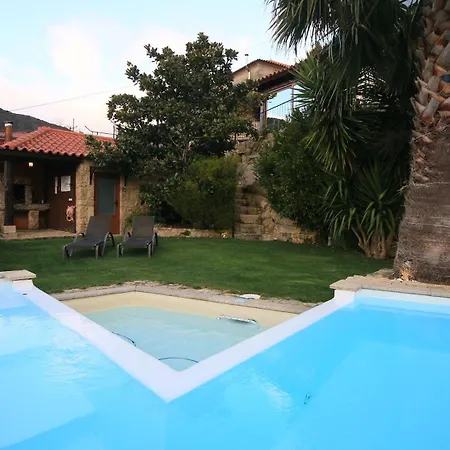 Casa Favo De Mel - Jacuzzi Privado & Lareira - Piscina Ferienpark Arcos de Valdevez