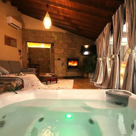 Casa Favo De Mel - Jacuzzi Privado & Lareira - Piscina Ferienpark Arcos de Valdevez