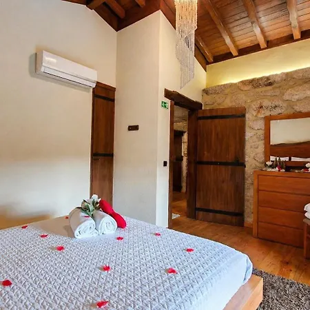 Casa Favo De Mel - Jacuzzi & Piscina - Refugio Na Montanha Village de vacances Arcos de Valdevez