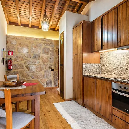 Casa Favo De Mel - Jacuzzi & Piscina - Refugio Na Montanha *