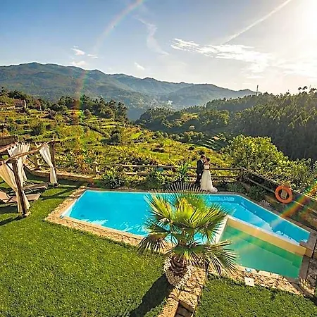 Kompleks wypoczynkowy Casa Favo De Mel - Jacuzzi & Piscina - Refugio Na Montanha *