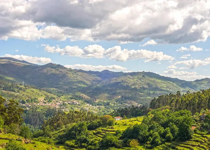 Casa Favo De Mel - Lareira&jacuzzi Privado - Piscina Arcos de Valdevez