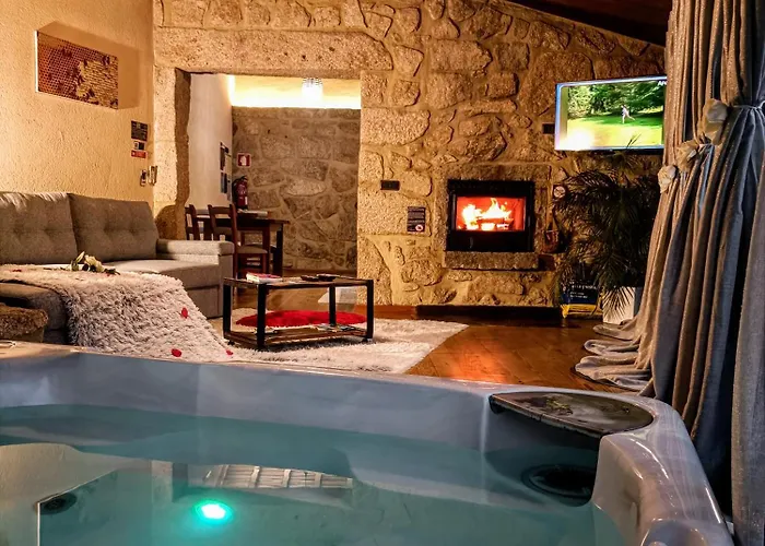 Casa Favo De Mel - Lareira&jacuzzi Privado - Piscina * Arcos de Valdevez