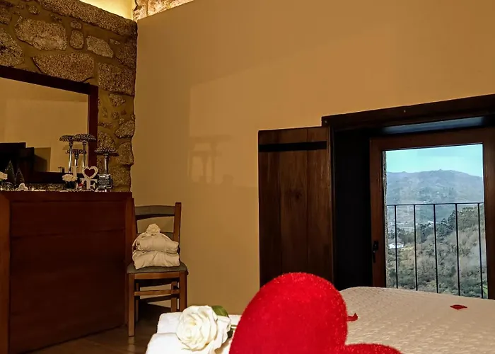 Casa Favo De Mel - Lareira & Jacuzzi Privado - Piscina *