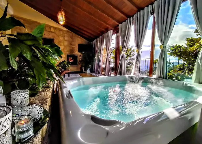 假日公园 Casa Favo De Mel - Lareira & Jacuzzi Privado - Piscina 阿尔库什迪瓦尔德维什