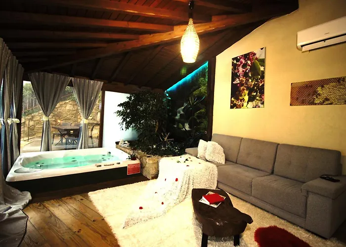 Parco vacanze Casa Favo De Mel - Lareira&jacuzzi Privado - Piscina *